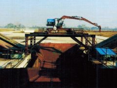 <strong>表1[分]为蔗汁化学成分</strong>